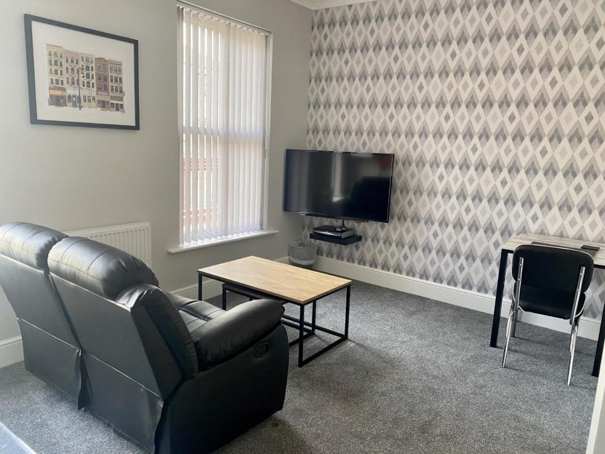 Jeffersons Hotel & Serviced Apartments (Adults Only) Barrow-in-Furness Bagian luar foto