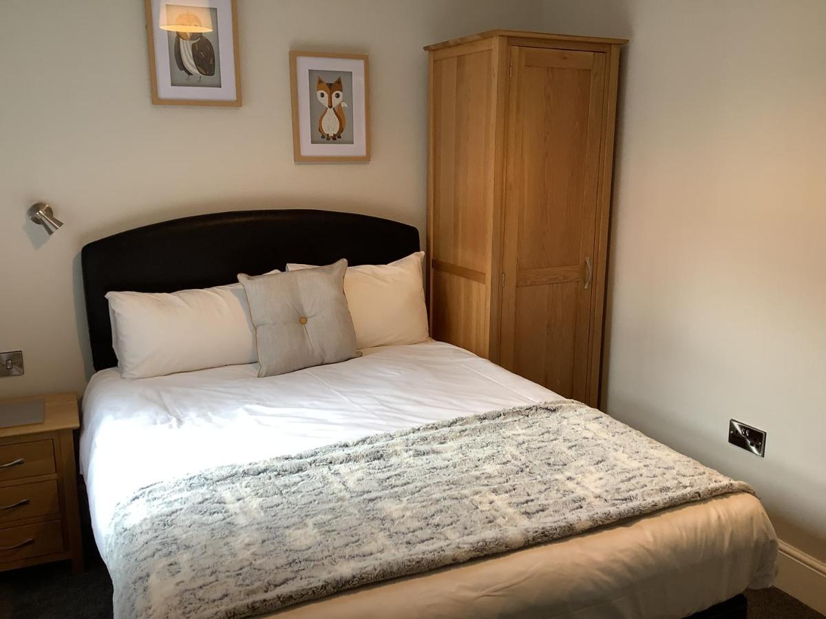 Jeffersons Hotel & Serviced Apartments (Adults Only) Barrow-in-Furness Bagian luar foto