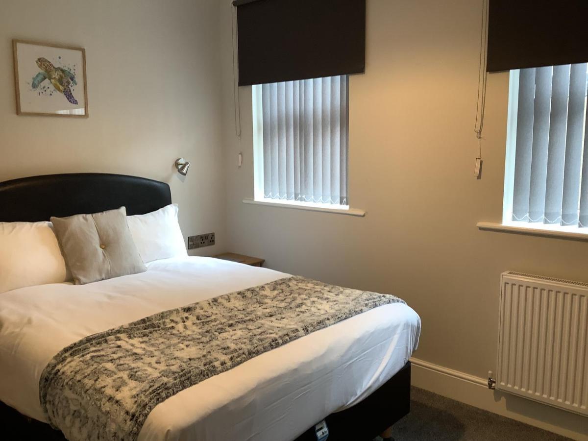 Jeffersons Hotel & Serviced Apartments (Adults Only) Barrow-in-Furness Bagian luar foto