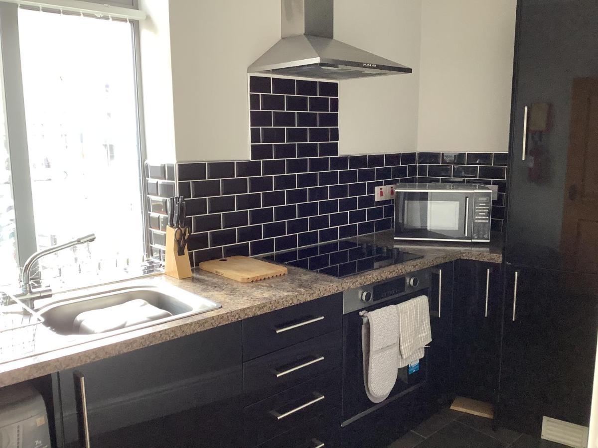 Jeffersons Hotel & Serviced Apartments (Adults Only) Barrow-in-Furness Ruang foto