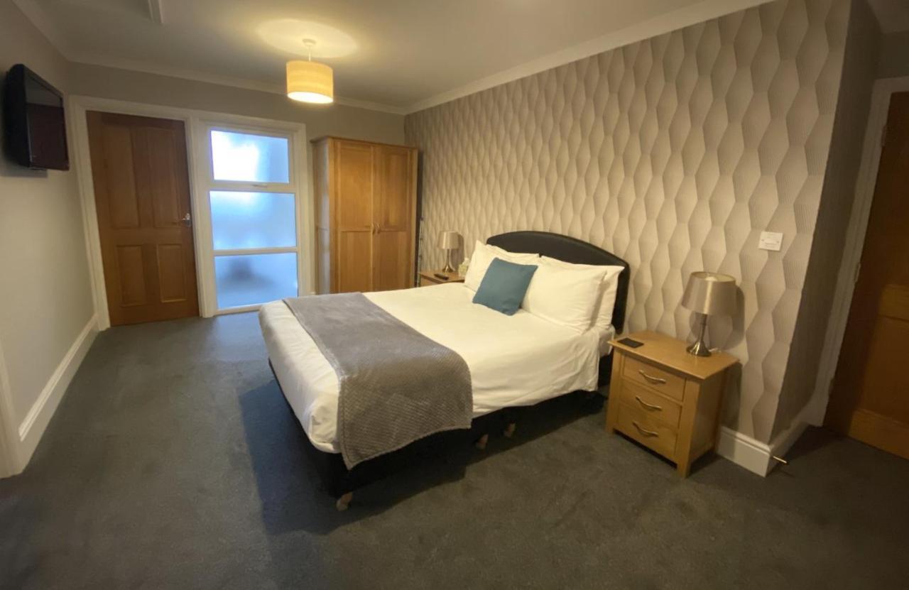 Jeffersons Hotel & Serviced Apartments (Adults Only) Barrow-in-Furness Ruang foto