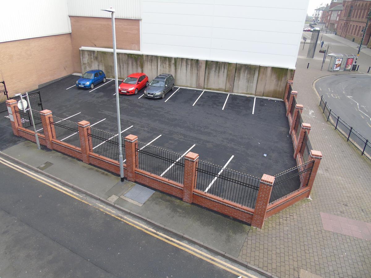 Jeffersons Hotel & Serviced Apartments (Adults Only) Barrow-in-Furness Bagian luar foto