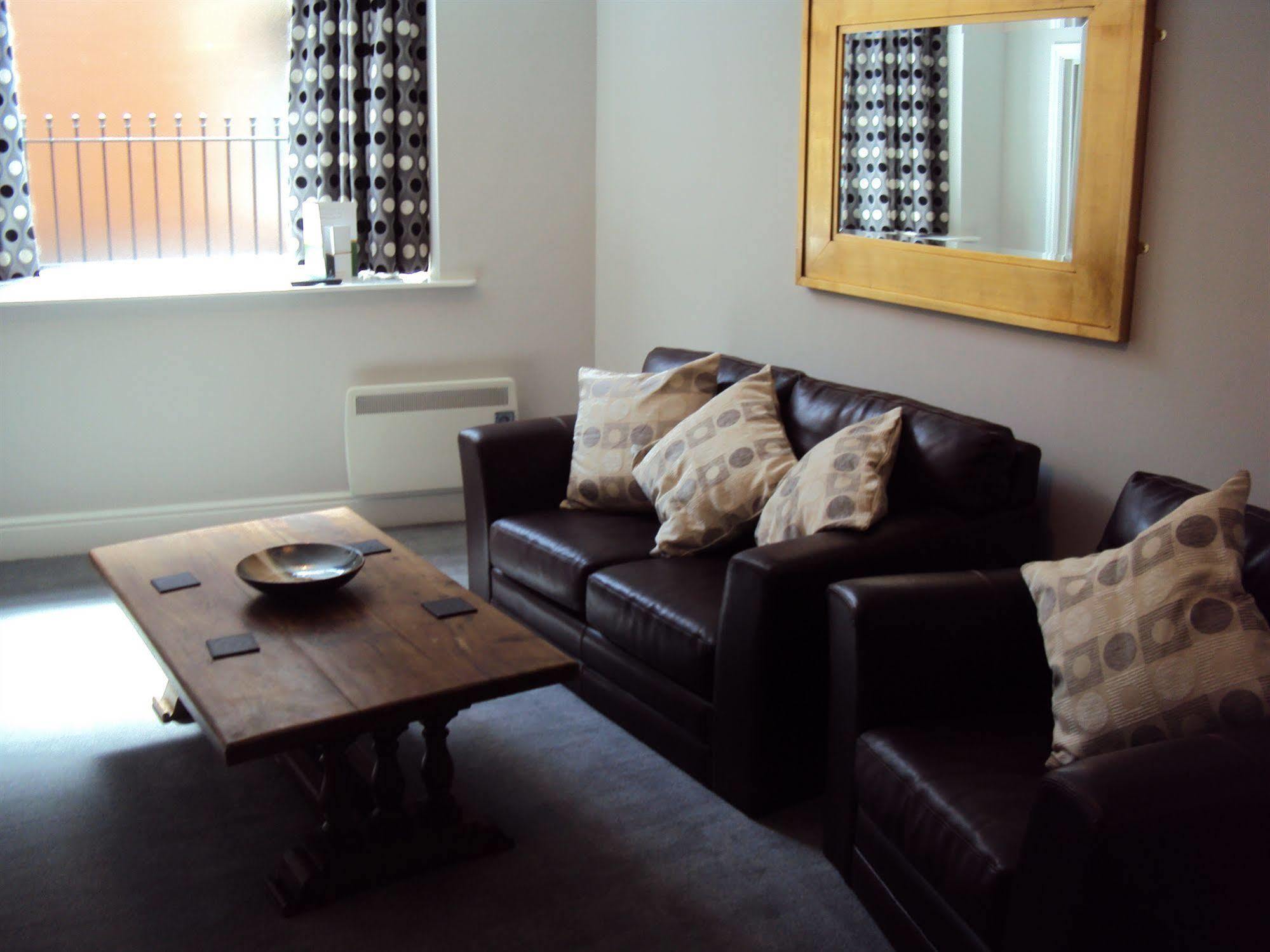 Jeffersons Hotel & Serviced Apartments (Adults Only) Barrow-in-Furness Bagian luar foto